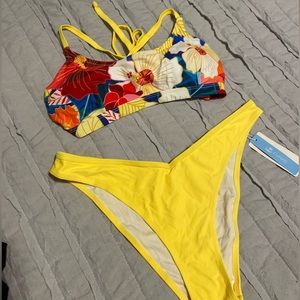 NEW W/TAGS- Cupshe Two-Piece Swimsuit